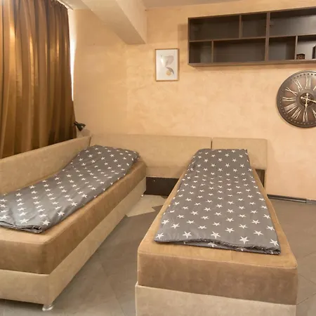 Apartment Aleks Holiday-center,sea,parking *
