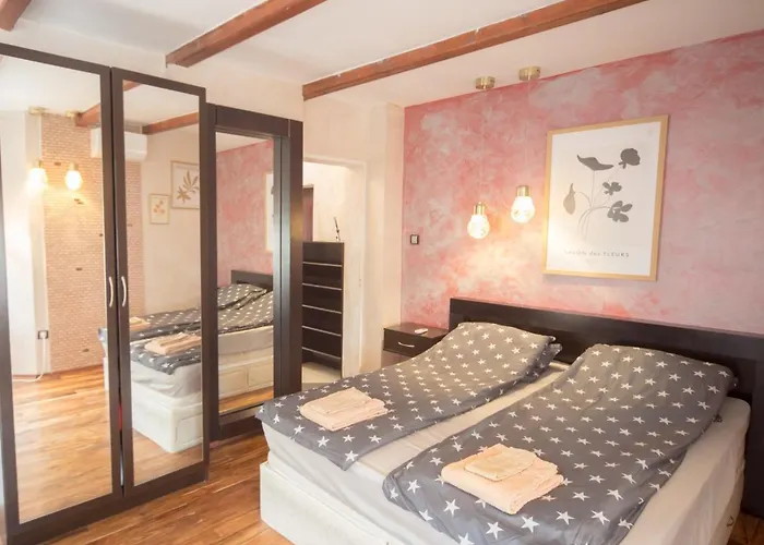 Aleks Holiday-center,sea,parking * Burgas Stad